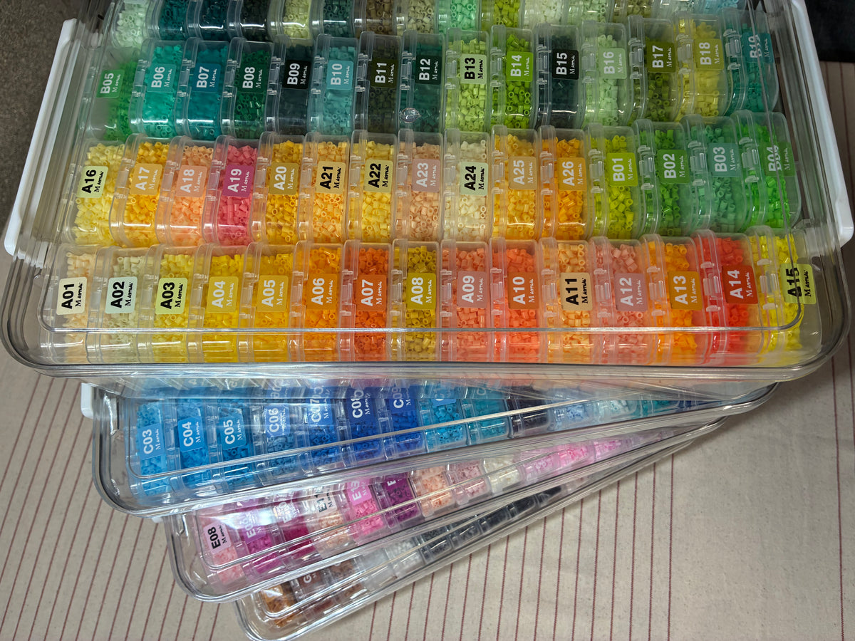 Coffret intégral de perles à repasser 2,6 mm en boîtes – 221 couleurs MARD + 11 outils