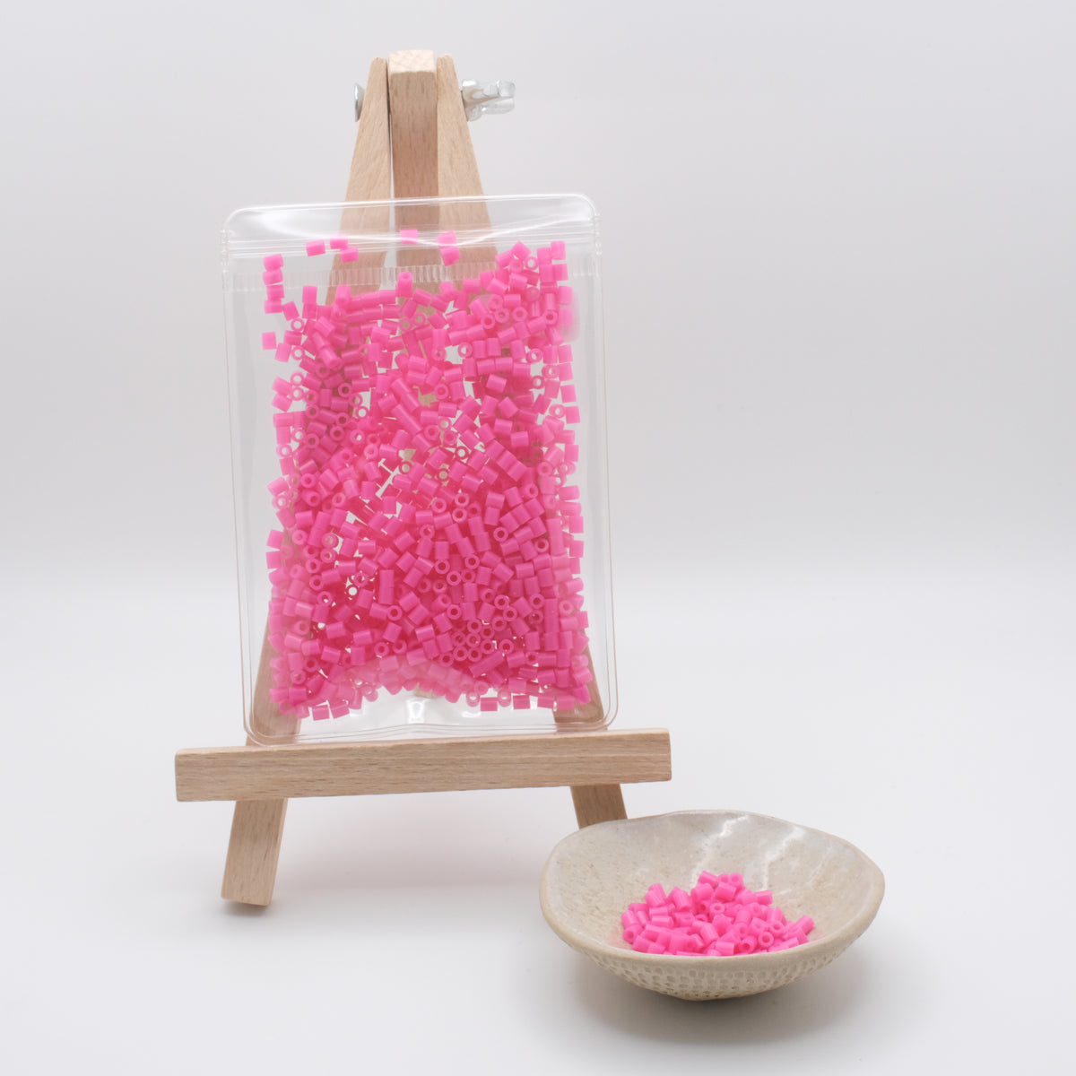 2.6mm Fuse Beads Refill – Hot Pink · MARD Code: E05