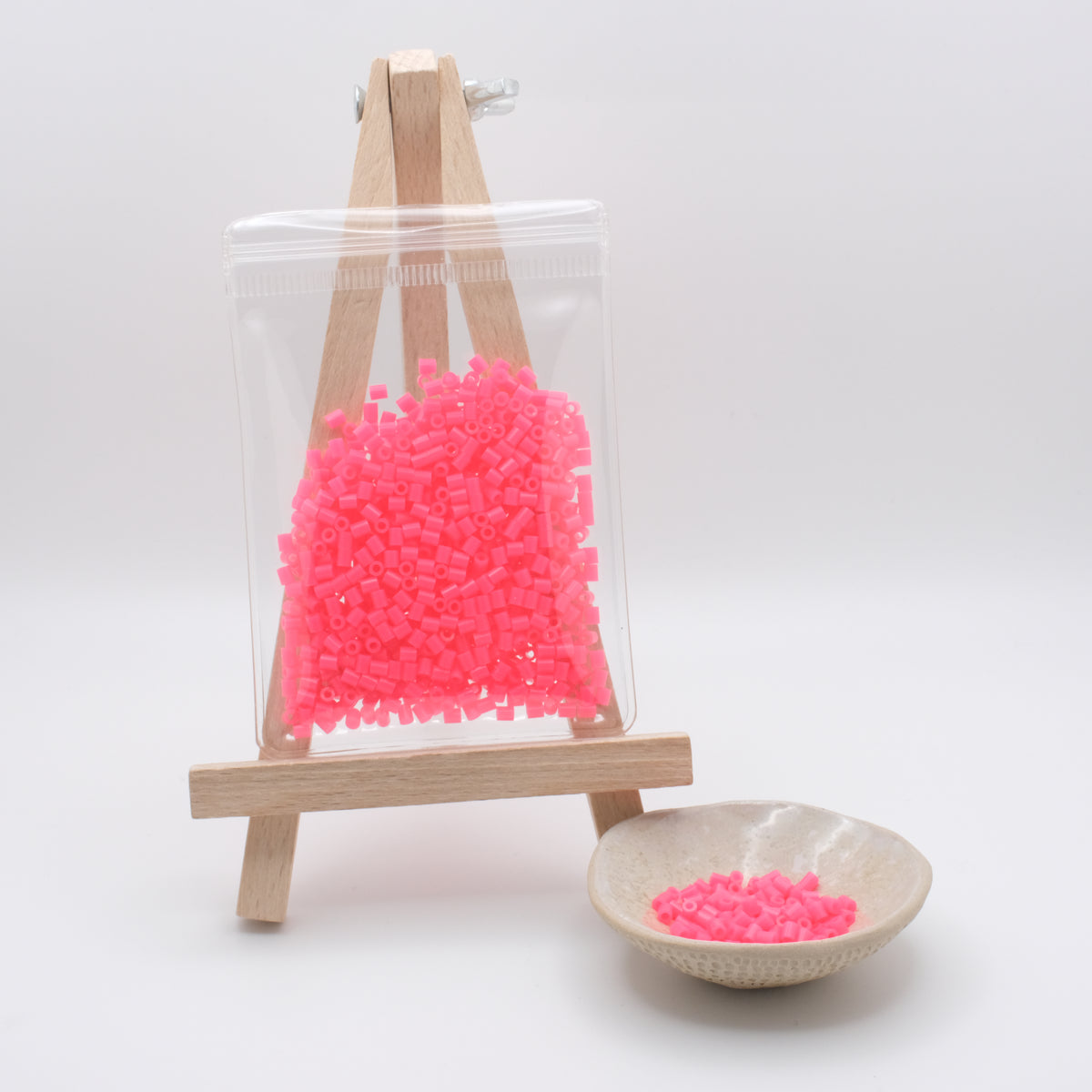 2.6mm Fuse Beads Refill – Cerise · MARD Code: E06