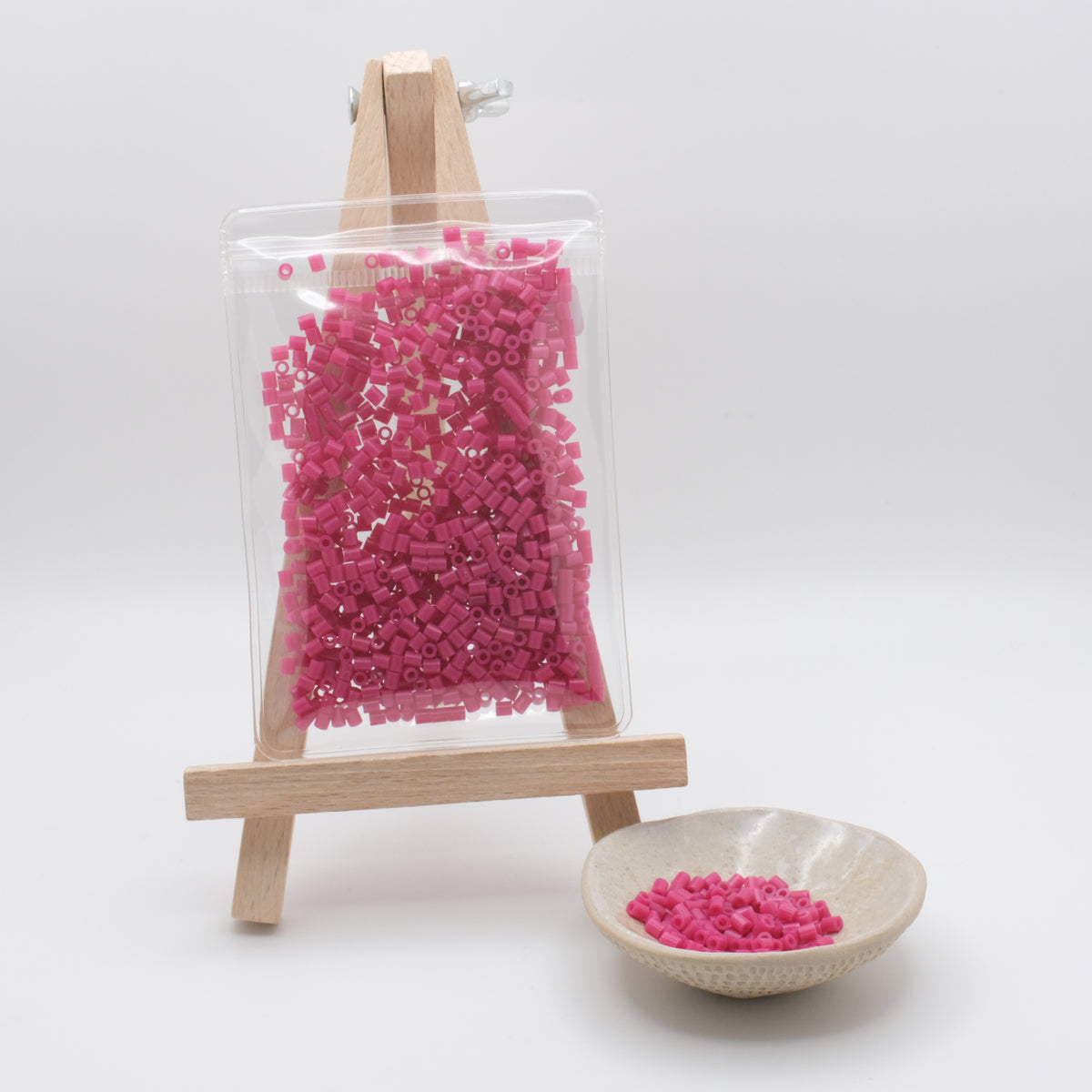 2.6mm Fuse Beads Refill – Medium Violet Red · MARD Code: E07