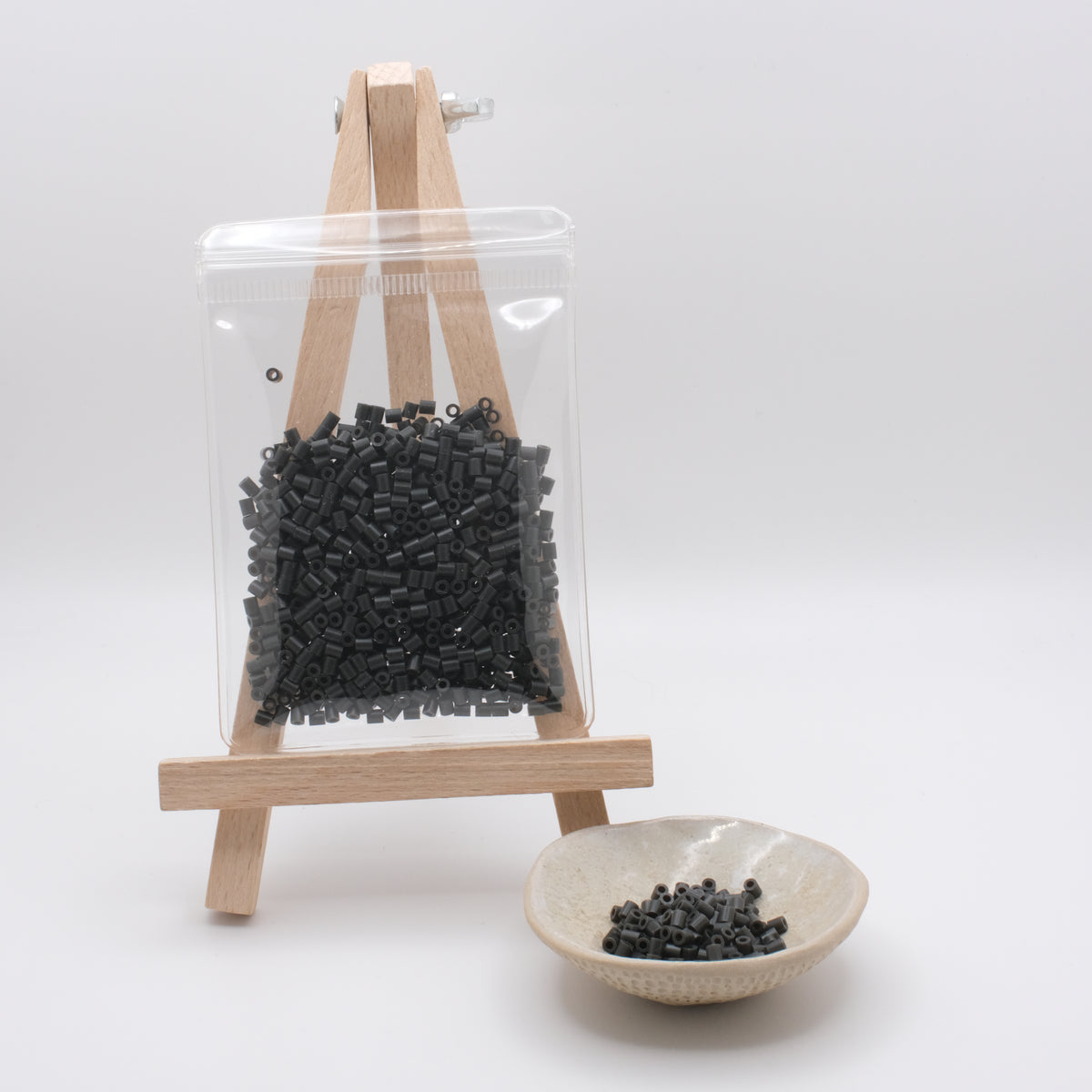 2.6mm Fuse Beads Refill – Jet Black · MARD Code: H16