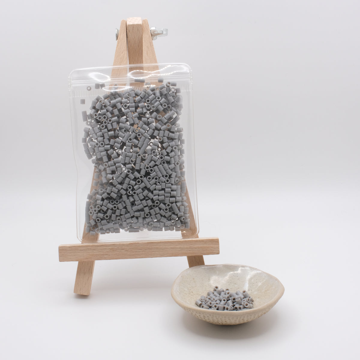 2.6mm Fuse Beads Refill – Silver · MARD Code: H03