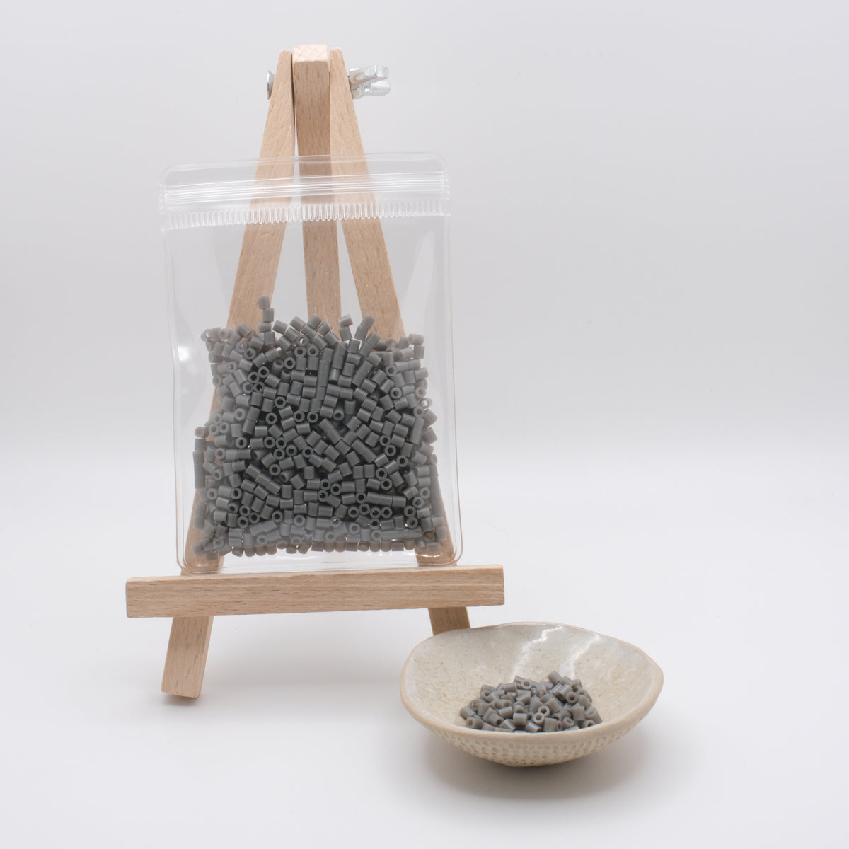 2.6mm Fuse Beads Refill – Gray · MARD Code: H04